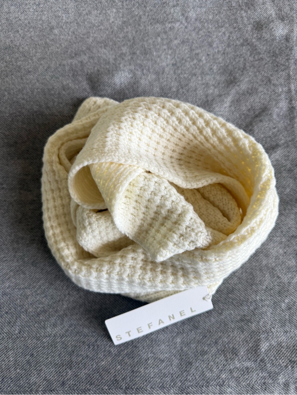 Stefanel Ivory Wool Blend Chunky Knit Infinity Scarf Made in Italy NWT